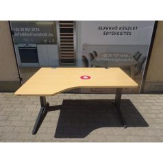 Steelcase íróasztal, bükk mintázatú - 140x100 cm - bal