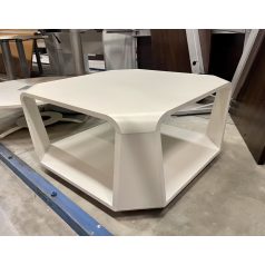 Fehér dizájnos dohányzóasztal