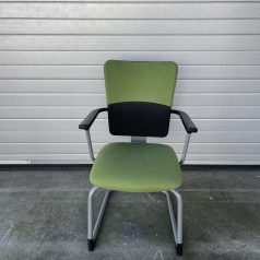 Steelcase szánkótalpas tárgyalószék zöld színben 